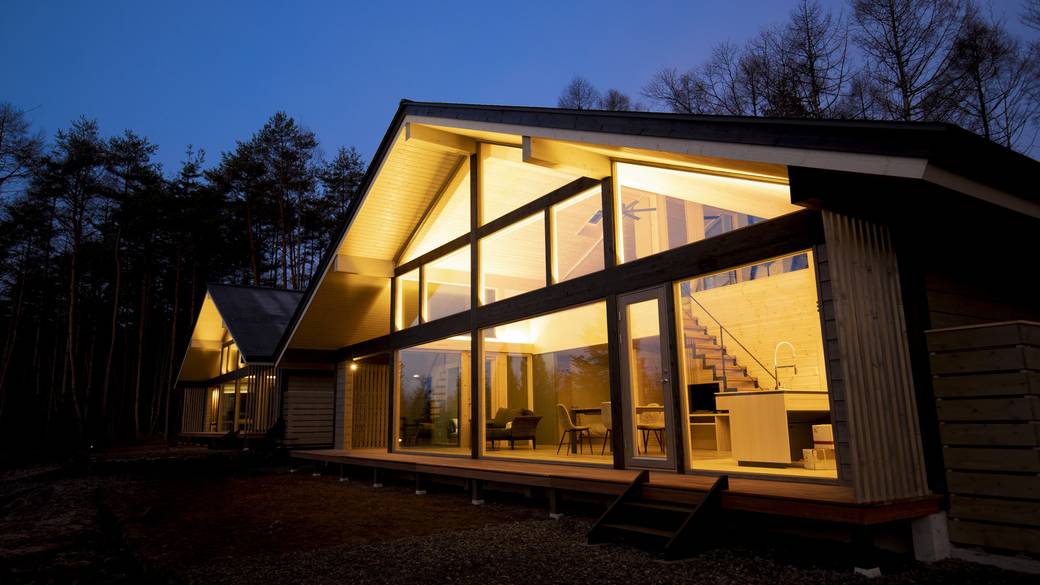 夜のヴィラ外観 / 3