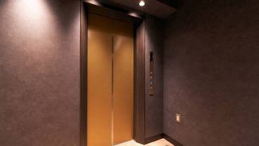 エレベーター / 2