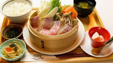 食事・飲み物 / 6