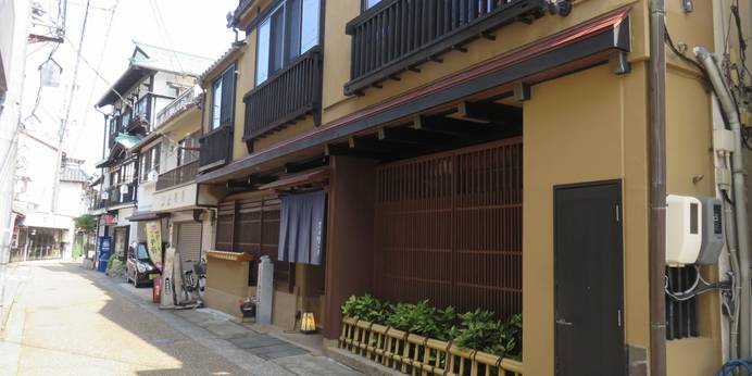 三朝温泉 木造りの宿 橋津屋（鳥取県 旅館） / 1