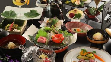 会席料理一例① / 5