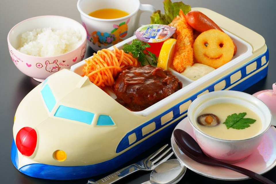 夕食/お子様プレート一例