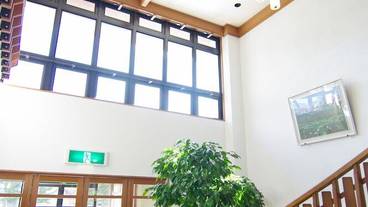 内部エントランス / 2