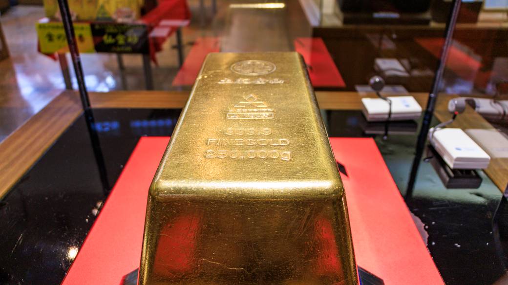 ギネス認定250kgの巨大金塊 / 4