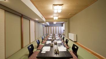 ボールルーム / 8