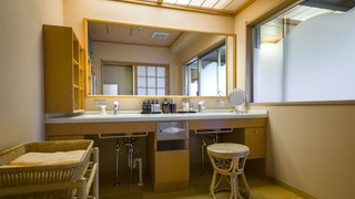 野楽の間 和室 露天風呂付[山梨ワインラウンジ利用可能]