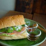 モラモラカフェ（モラモラカフェ）