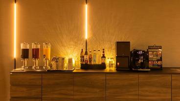 ロビーラウンジ / 19