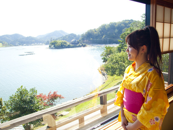 久美浜湾を望む（松風の間）