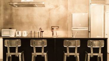 客室内のダイニングエリア / 19