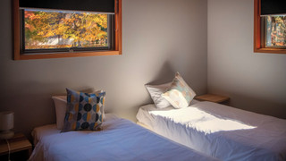 シャレー (Phoenix Cocoon)