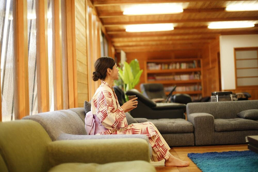 ロビー応接スペース