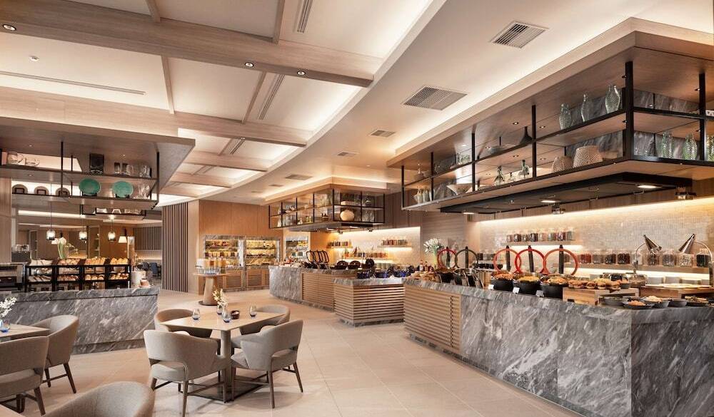 アジュール　テラス席あり / 3