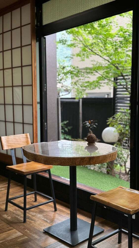 ロビーラウンジ