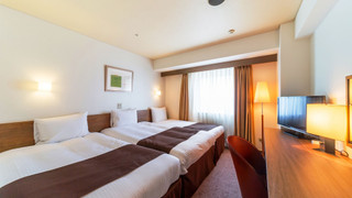 ハリウッドトリプル(シングルベッド2台+エキストラベッド1台)　喫煙可