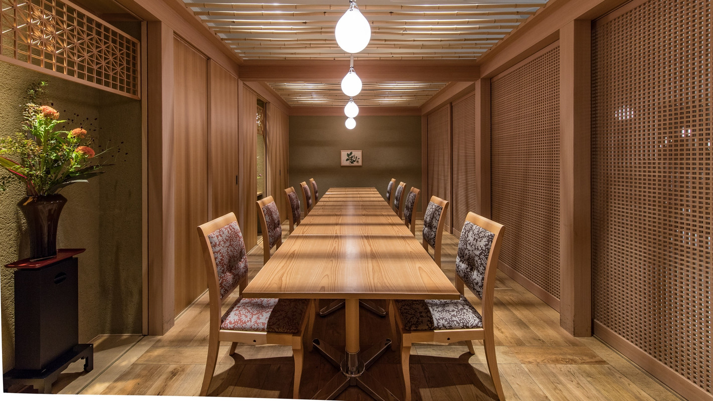 レストランの半個室(10名)