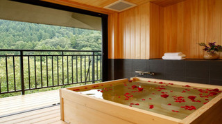 和室露天風呂付（沸かし湯）禁煙