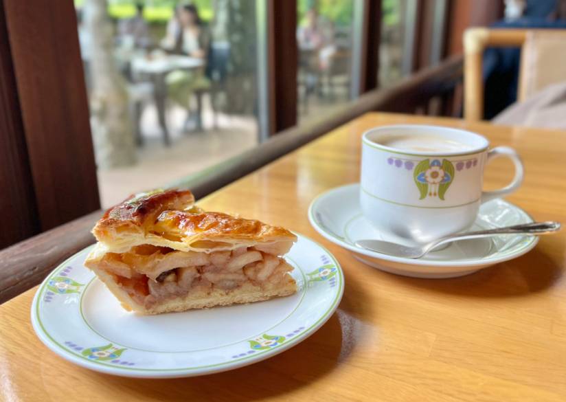 「万平ホテル」で
ティータイム / 1