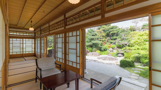 貴賓室 (1階庭園側, 禁煙)