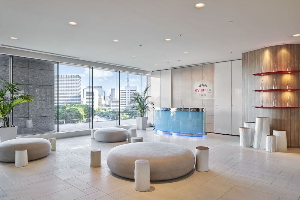 1. モーニングヨガでさわやかな朝を「パレスホテル東京」4757216