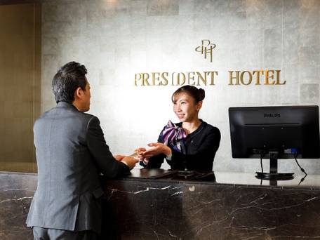 プレジデントホテル博多 / 3