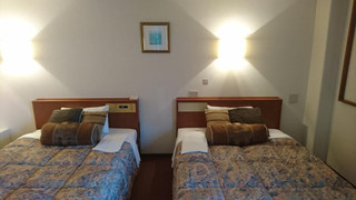 スタンダード ツインルームシングルサイズベッド 2 台禁煙