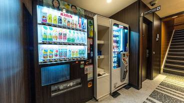 施設内の設備 / 12