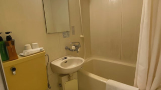 喫煙可 セミダブルルームB (ベット幅120cm)