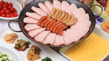 食事・飲み物 / 4