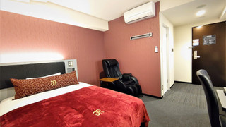 プレミアム シングルルーム (マッサージチェア付) ダブルベッド 1 台 禁煙