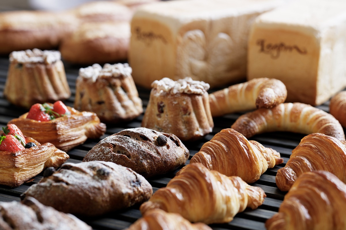 コーヒーに合うスイーツが揃う