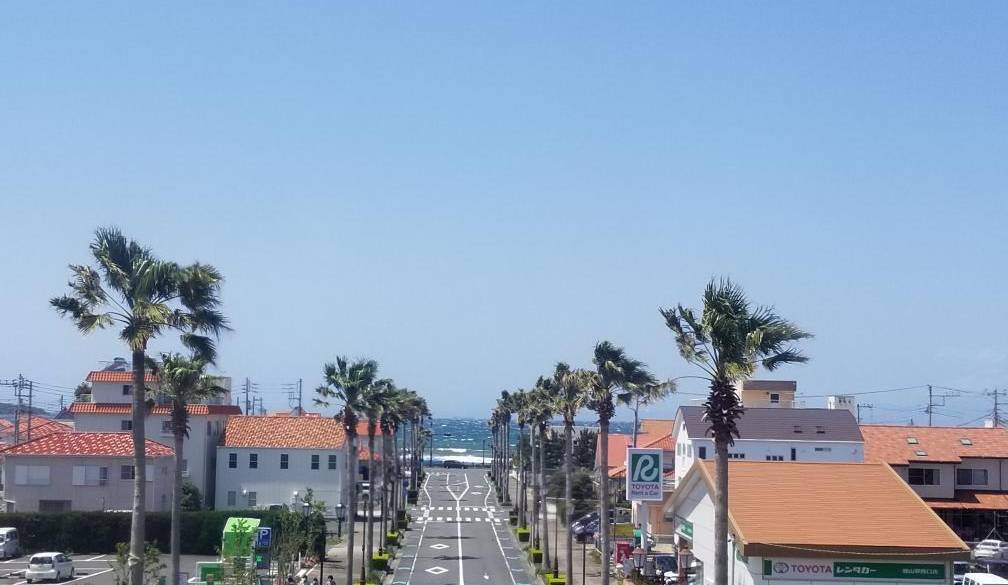 ひとりを愉しむ
海と美食の贅沢時間 / 1