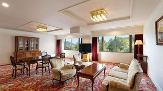 デラックス スイート ベッド (複数台)