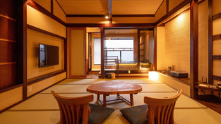 露天風呂付和室客室(10畳)（大人専用客室）