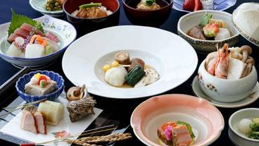 食事・飲み物 / 8