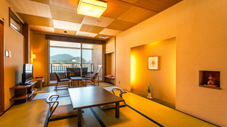 和室10帖+ツインベッド 半露天風呂付き (C,Dタイプ)