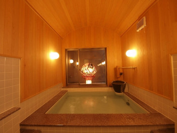 弘前駅から徒歩約5分。貸切風呂で一人だけのバスタイムを堪能しよう3652949