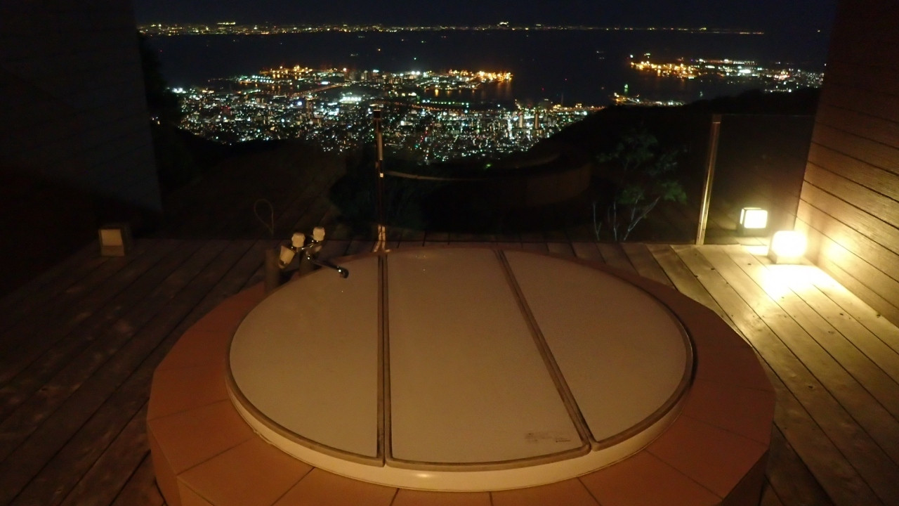 貸切りのジャグジーバスで、宝石のような夜景を楽しんで3406283