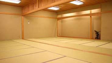 ボールルーム / 9