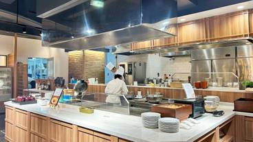 朝食ビュッフェ / 9