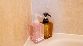 和室　３人部屋、 布団３つ、(禁煙)