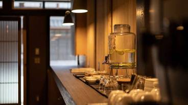 茶屋のラウンジ / 3