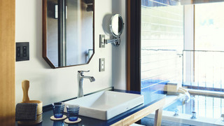 スタンダード ルーム キングベッド 1 台 リバービュー (Private Hot Spring)