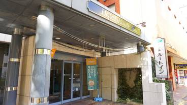 内部エントランス / 3