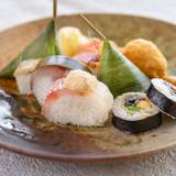 仕出し料理 寿司盛り合わせ / 3