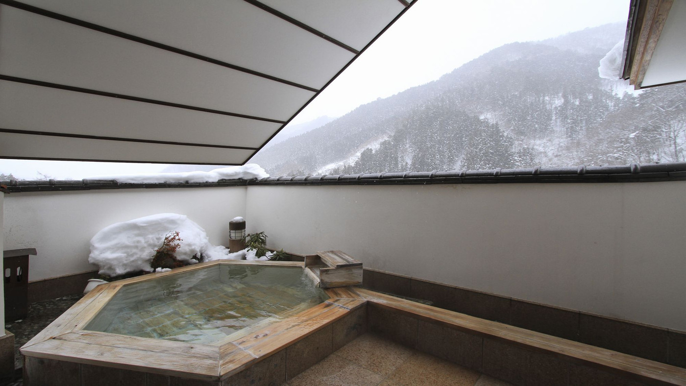 文豪ゆかりの宿で眺める四季折々の谷川岳にため息♡4011469