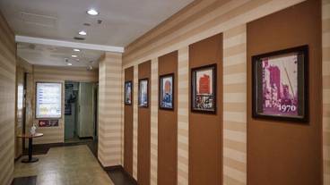 施設の入り口 / 13