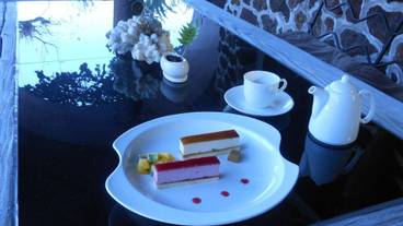 食事・飲み物 / 1