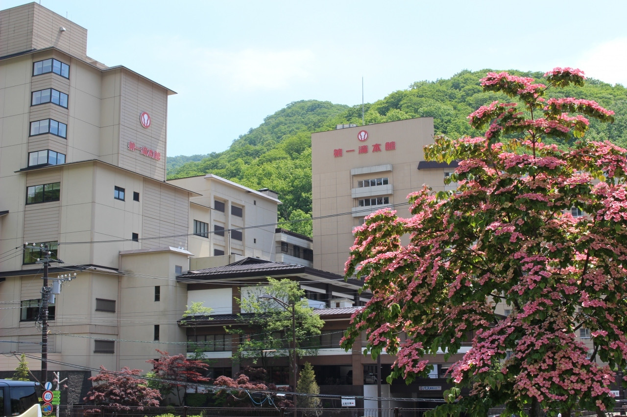 源泉かけ流しの温泉で至極の一杯♪4072323