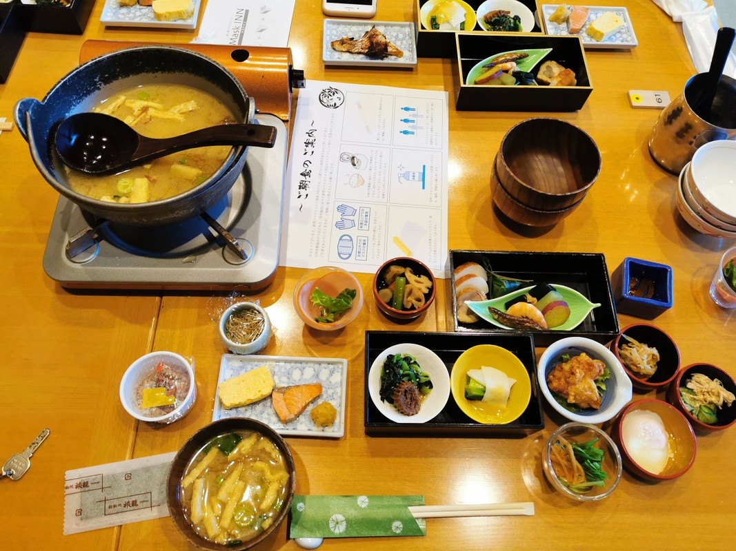 朝食